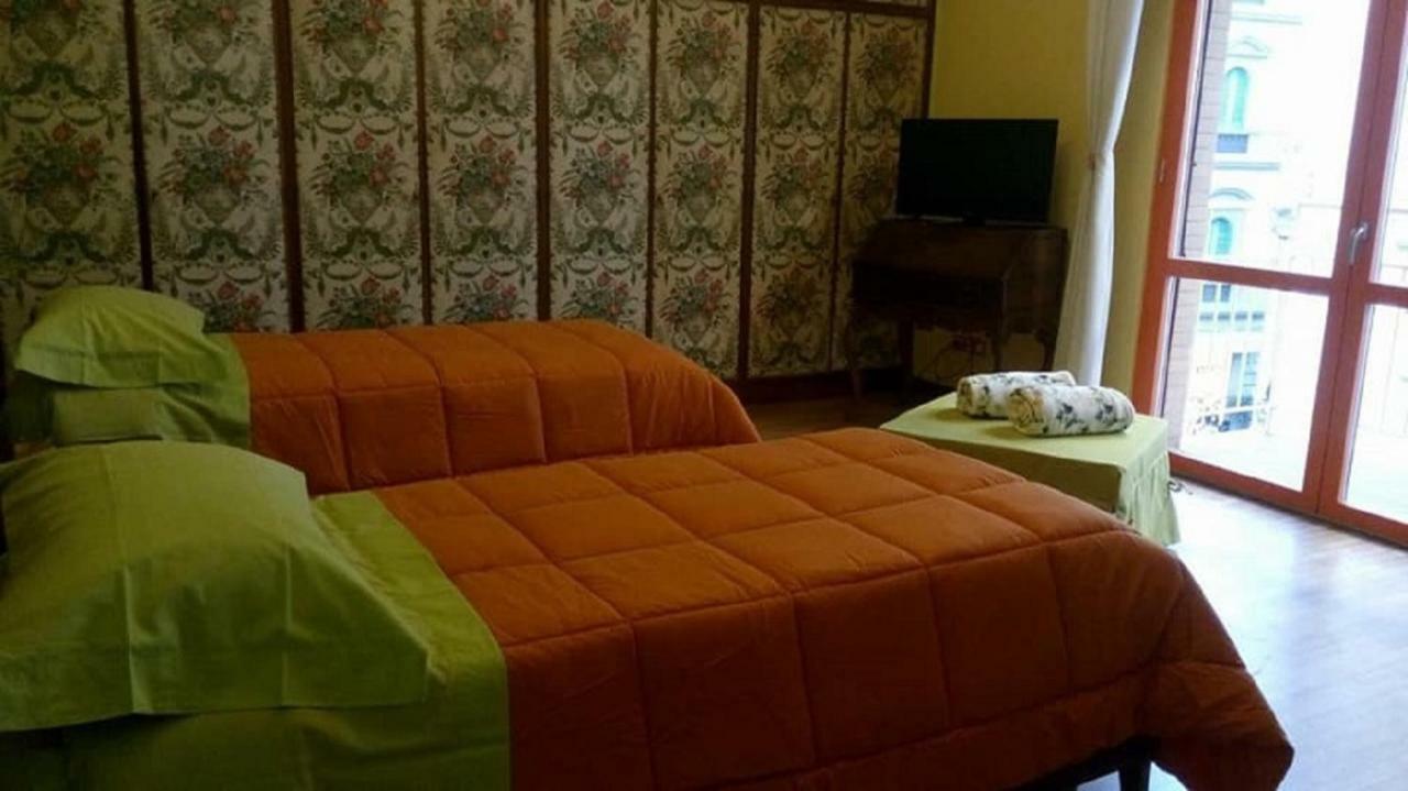 蒙特卡蒂尼泰尔梅Benvenuti A Casa Incerpi公寓 外观 照片